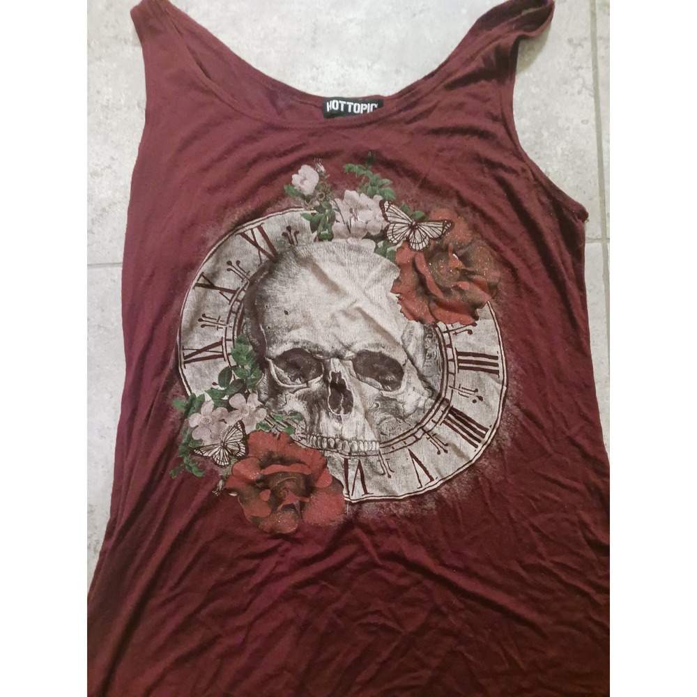 Hot Topic Burgundy Skull Clock Rose Graphic Sharkbite Hem Tank Top XS Gothic
